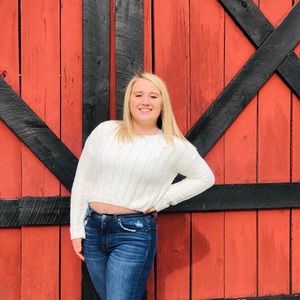 Meet your Posher, Lexi